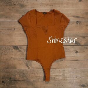 Shinestar Rust Orange Square Neck Bodysuit with V-Notch Detail - Size L
